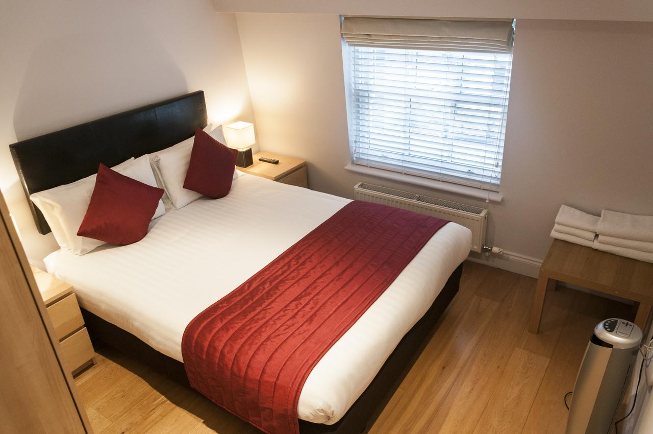 12 Street Aparthotel London