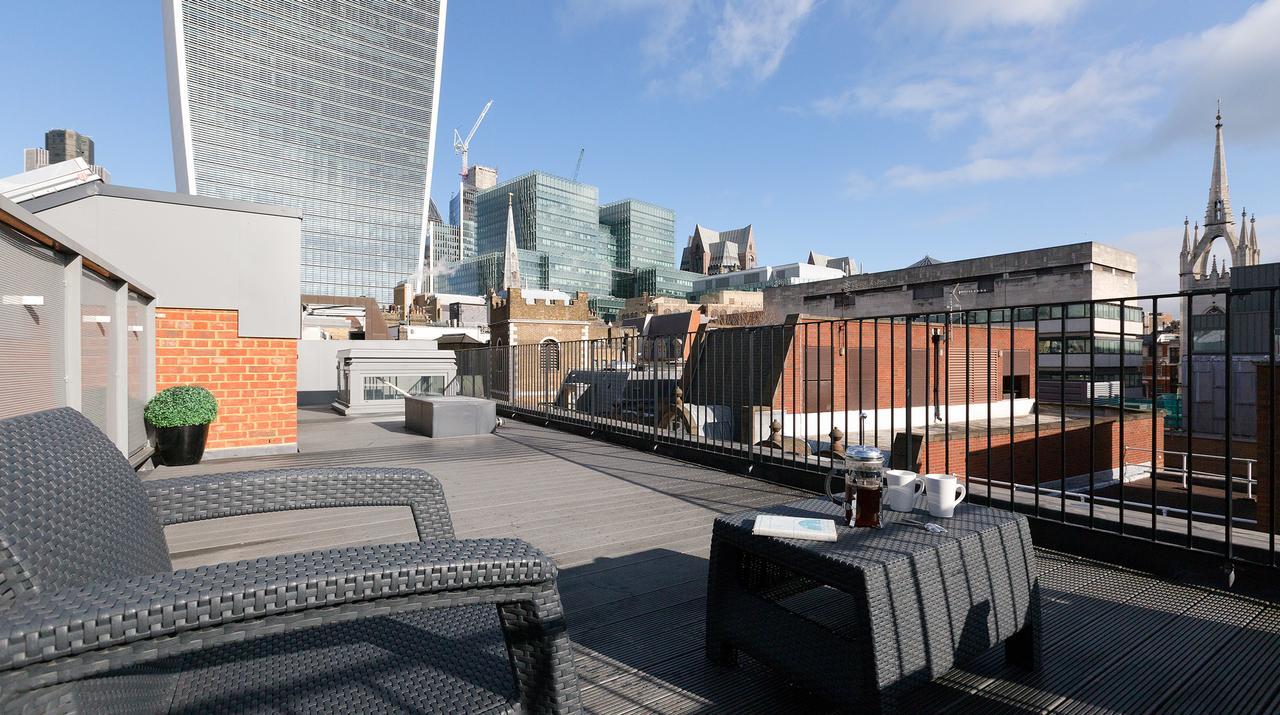 Urban Lovat Lane Lejlighed London