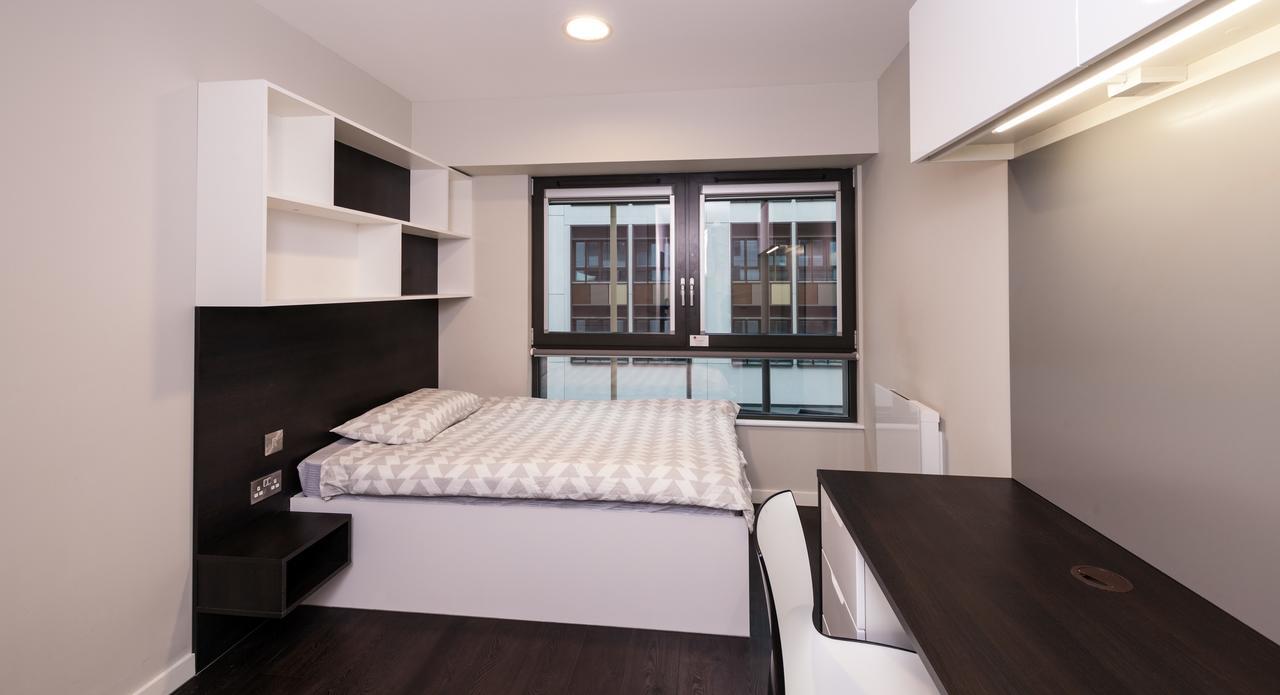 Apartment Paul Street East *