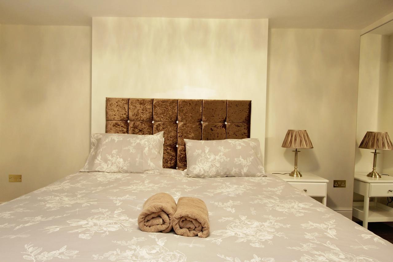 At Marylebone Apartment *
