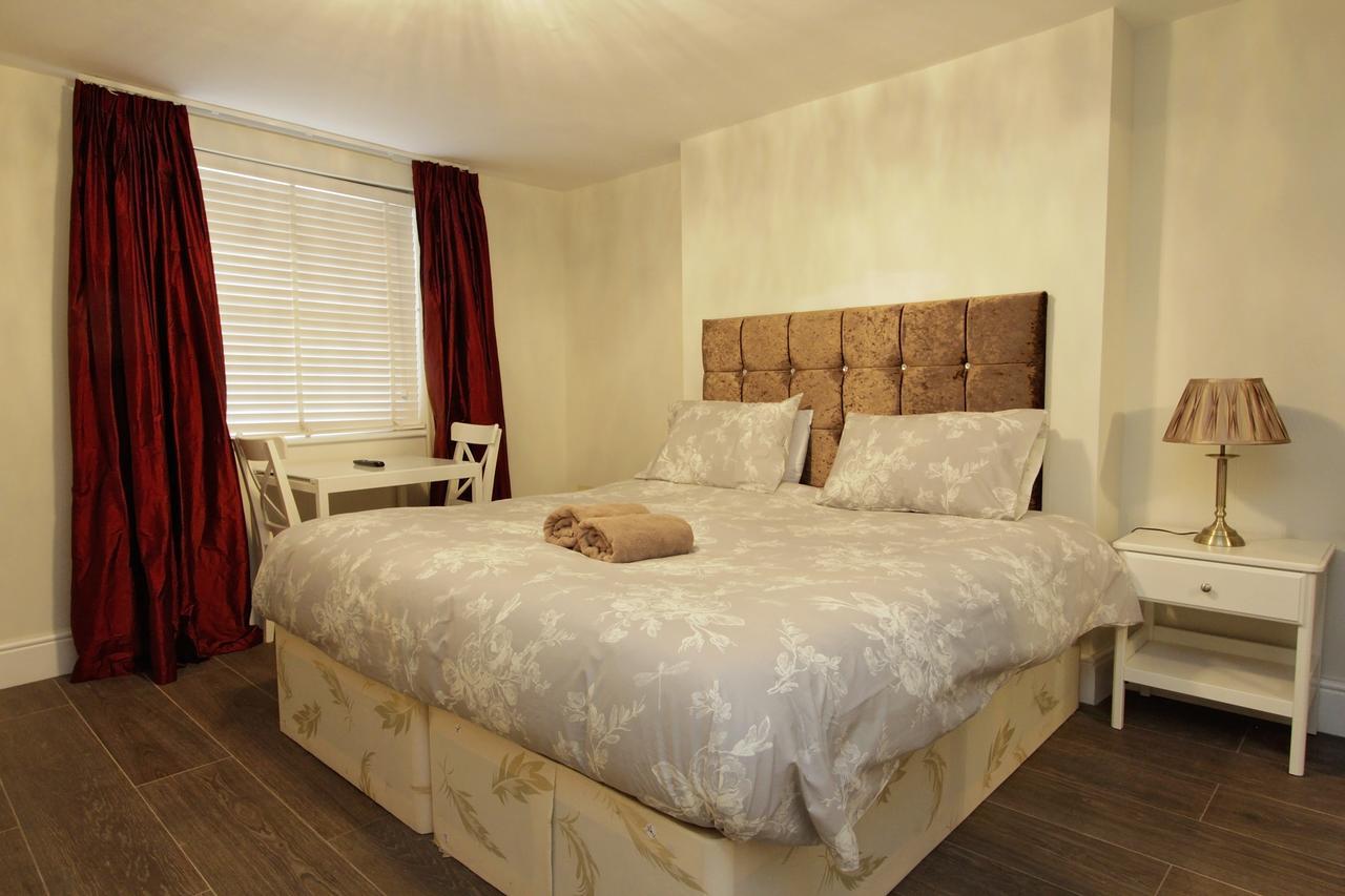 At Marylebone Apartment *