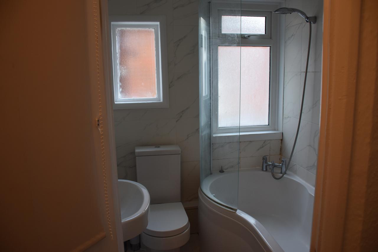 Lejlighed 4 Bedroom & 2 Bedroom London