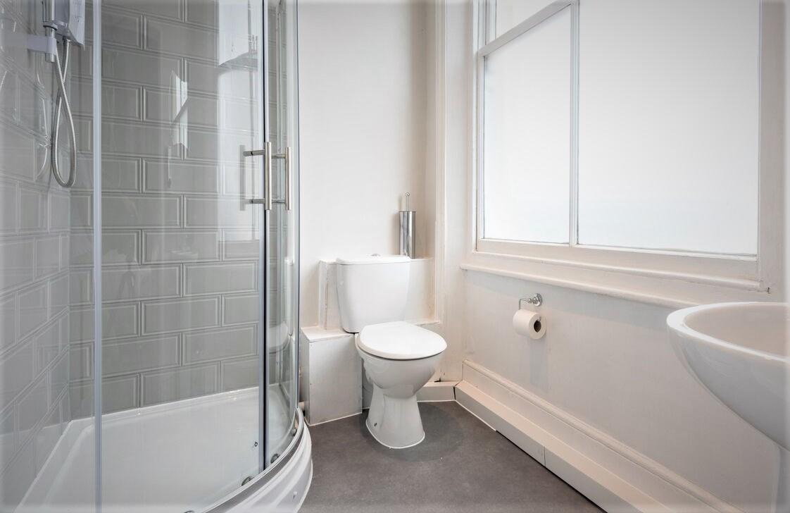 Bed & Breakfast Summerfield Pub & Boutique London