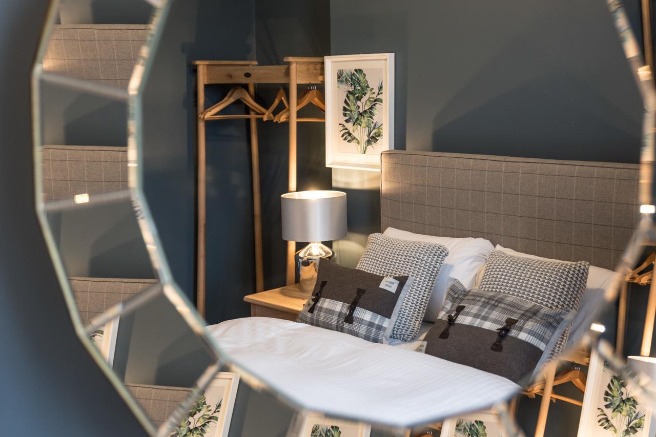 Bed & Breakfast Summerfield Pub & Boutique London