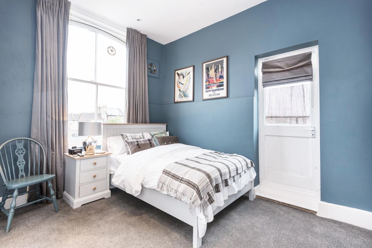 Summerfield Pub & Boutique Bed & Breakfast London