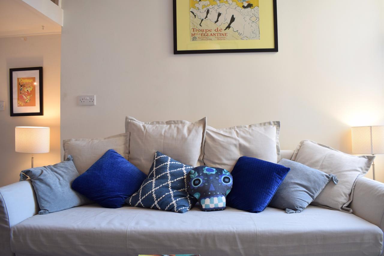 1 Bedroom Flat In Notting Hill With Mezzanine Londres