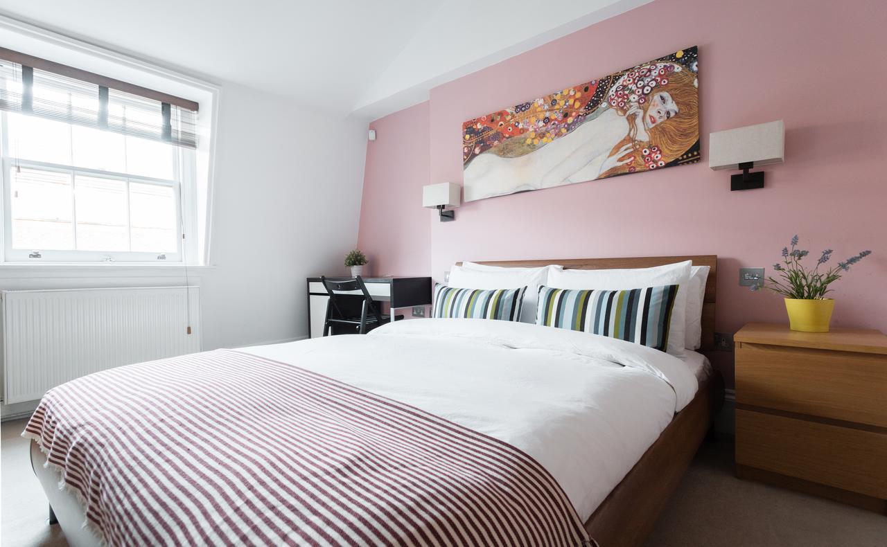 Second Nest Regents Park Apartment *