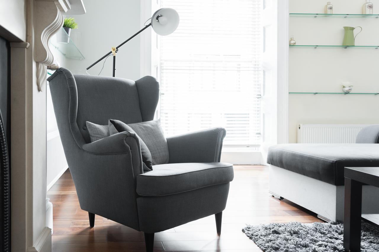 Second Nest Regents Park Apartment *