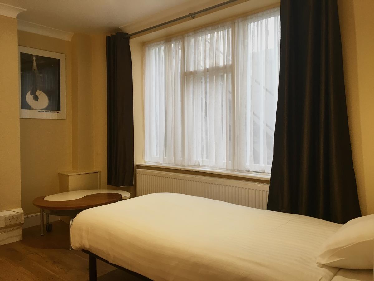 Hotel Excelsior 2*