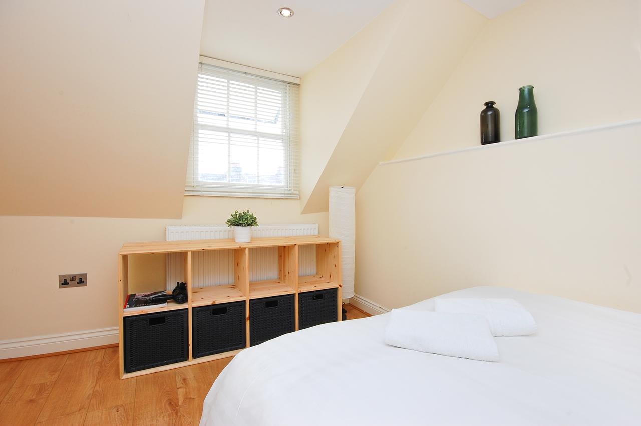 Aparthotel 35 Swinton Street 3*