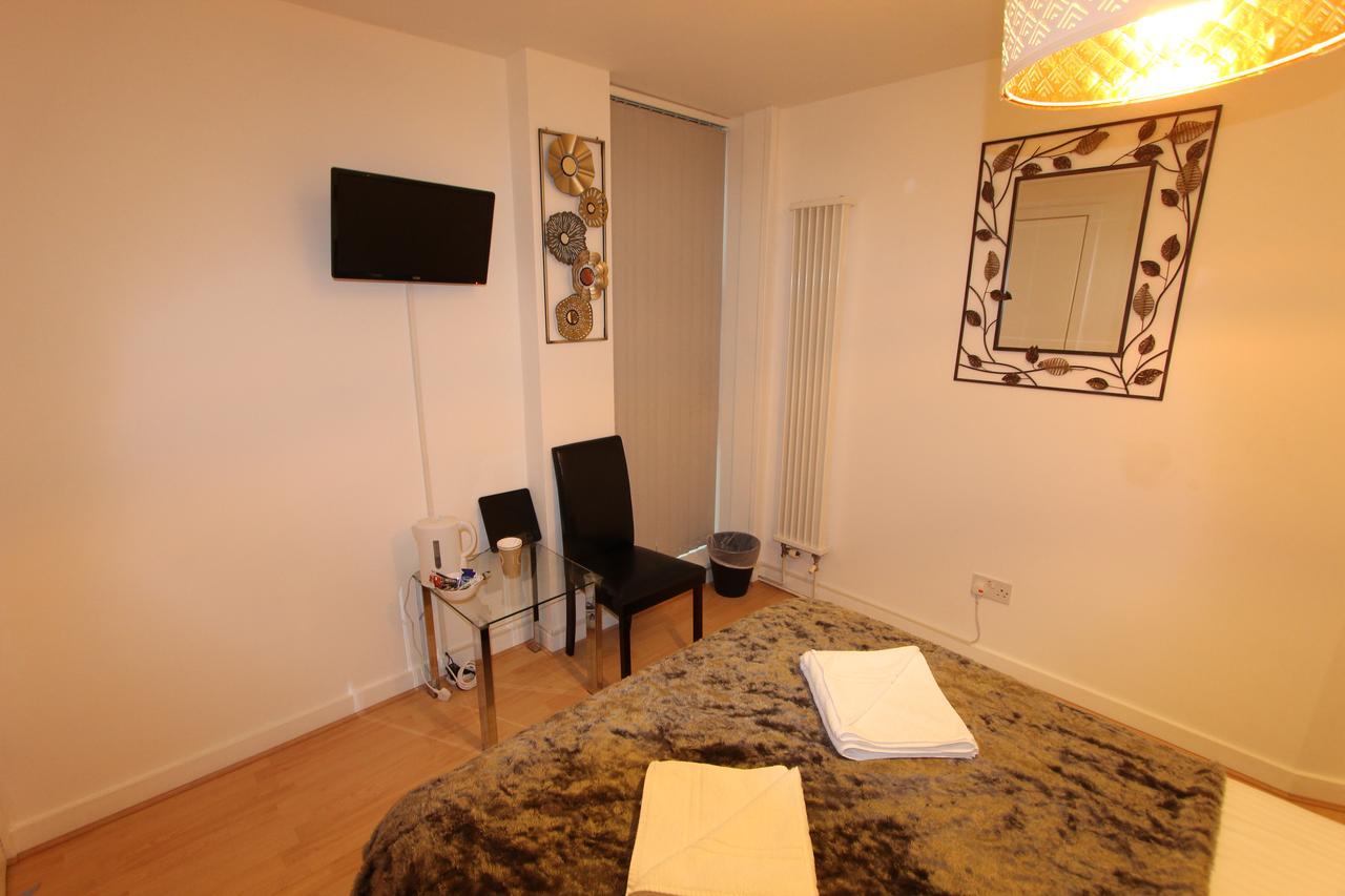 Guest house Stratford *