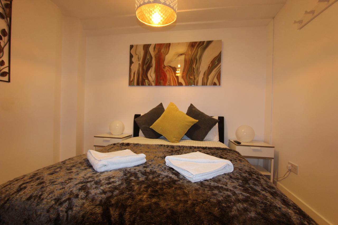 Guest house Stratford *