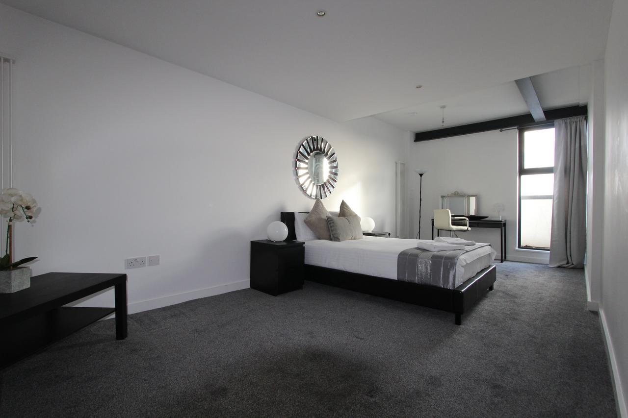 Guest house Stratford *