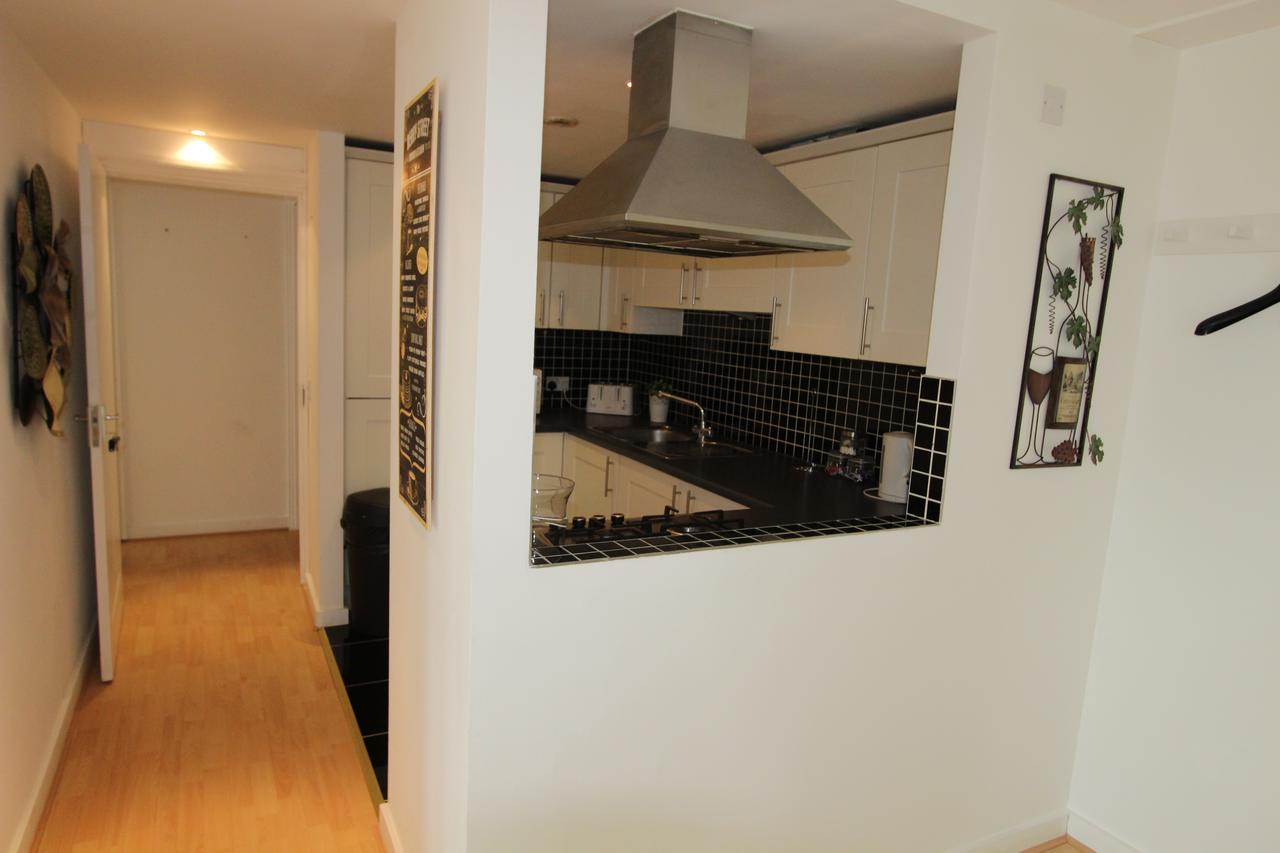 Guest house Stratford *