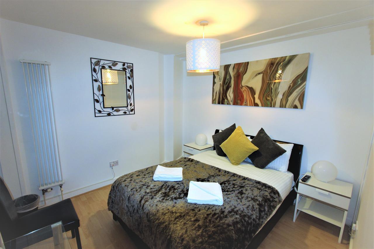 Guest house Stratford