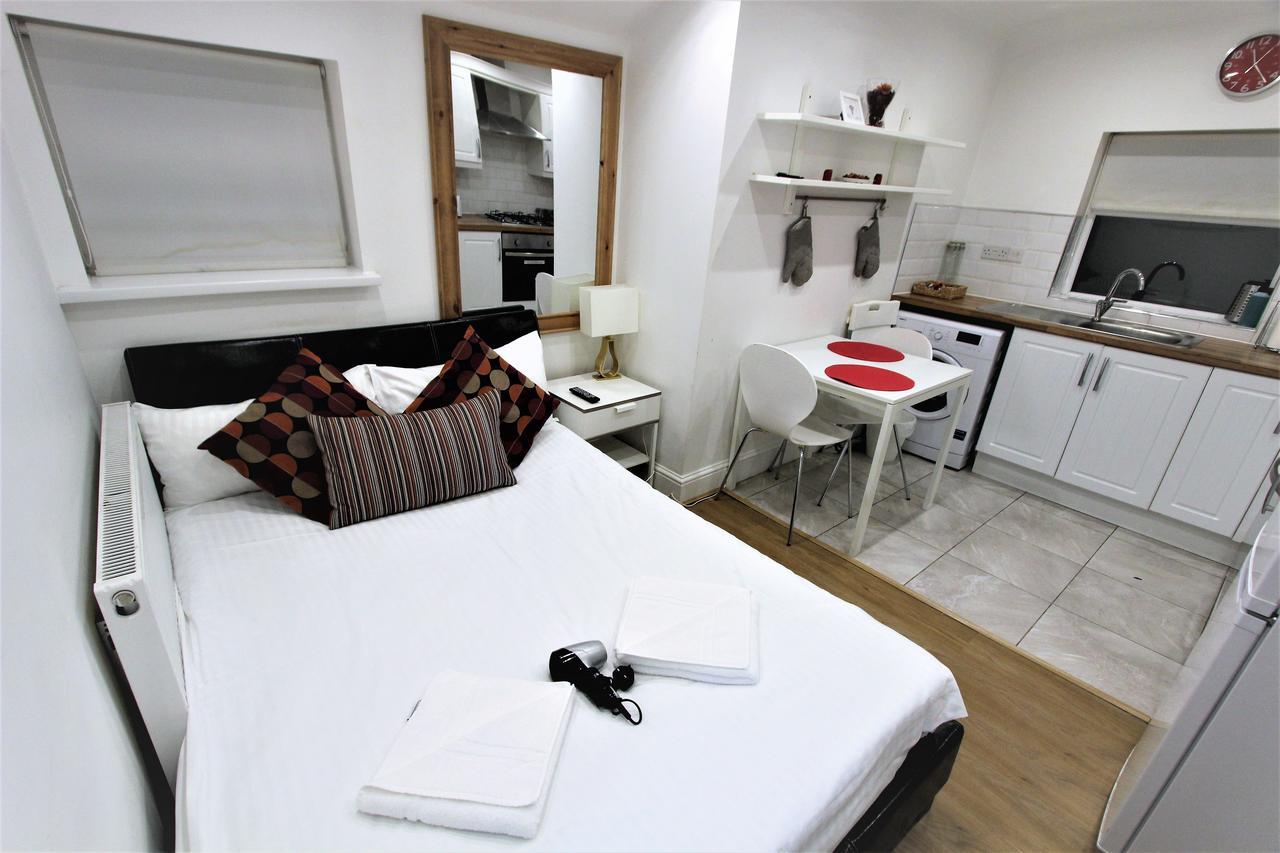 Guest house Leyton London