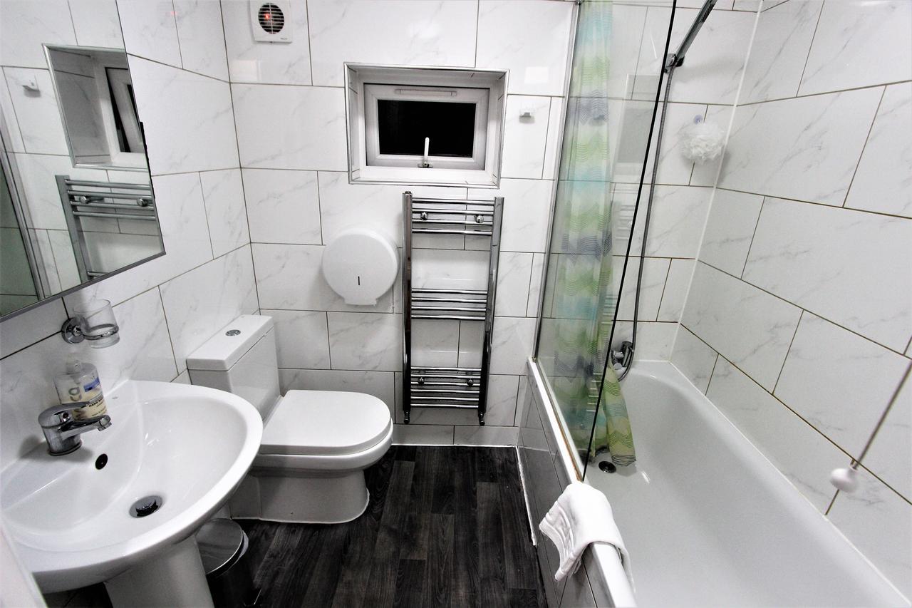 Guest house Leyton London