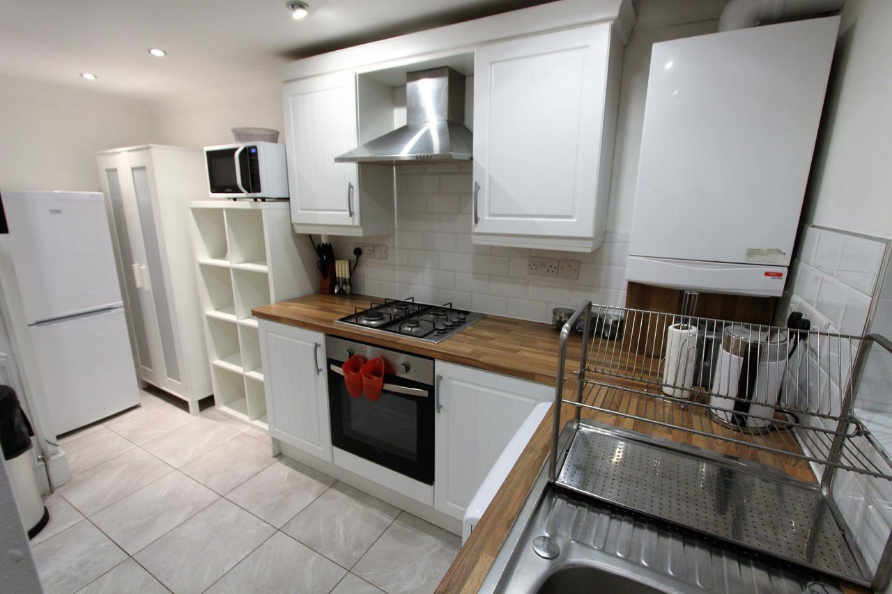 Guest house Leyton London
