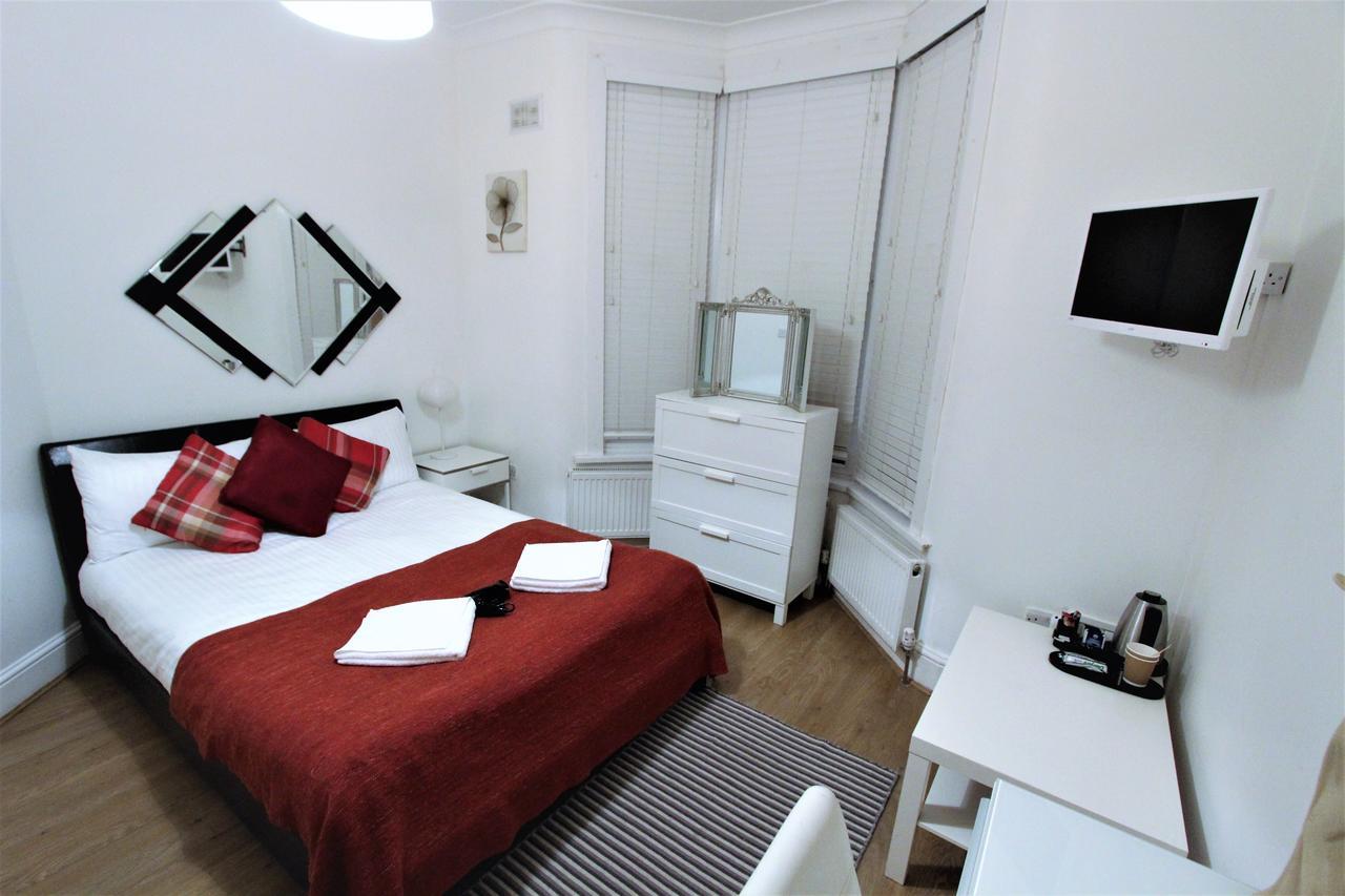 Guest house Leyton London