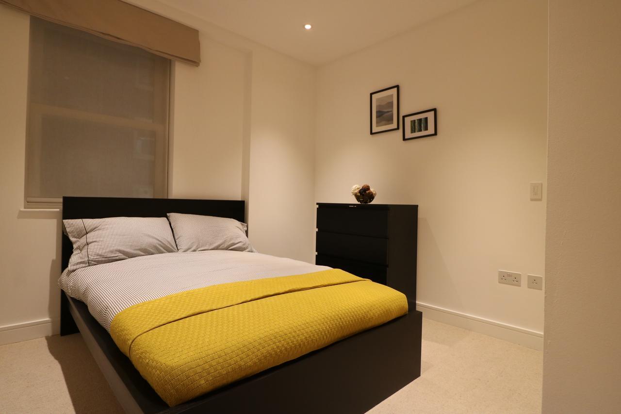 Oxford Street, Gilbert Court Apartment *