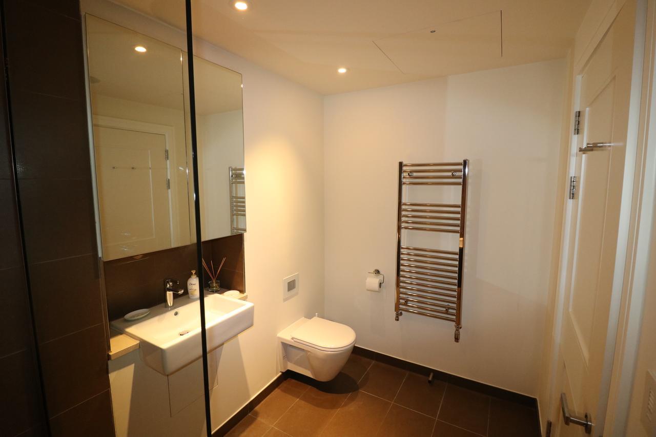 Oxford Street, Gilbert Court Apartment *