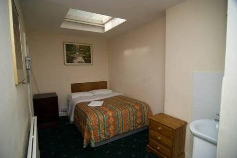 Hotel Camelot House London