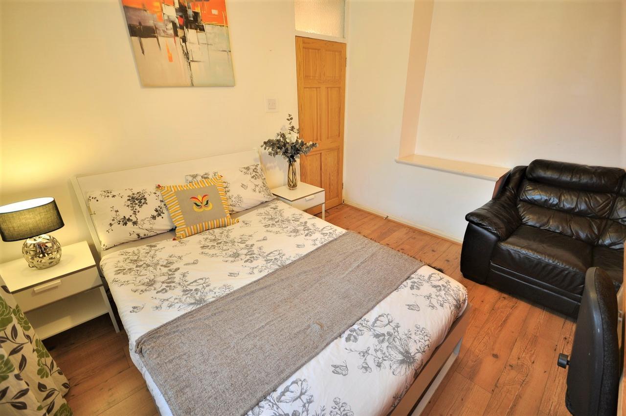 Guest Ellsworth Guest house London