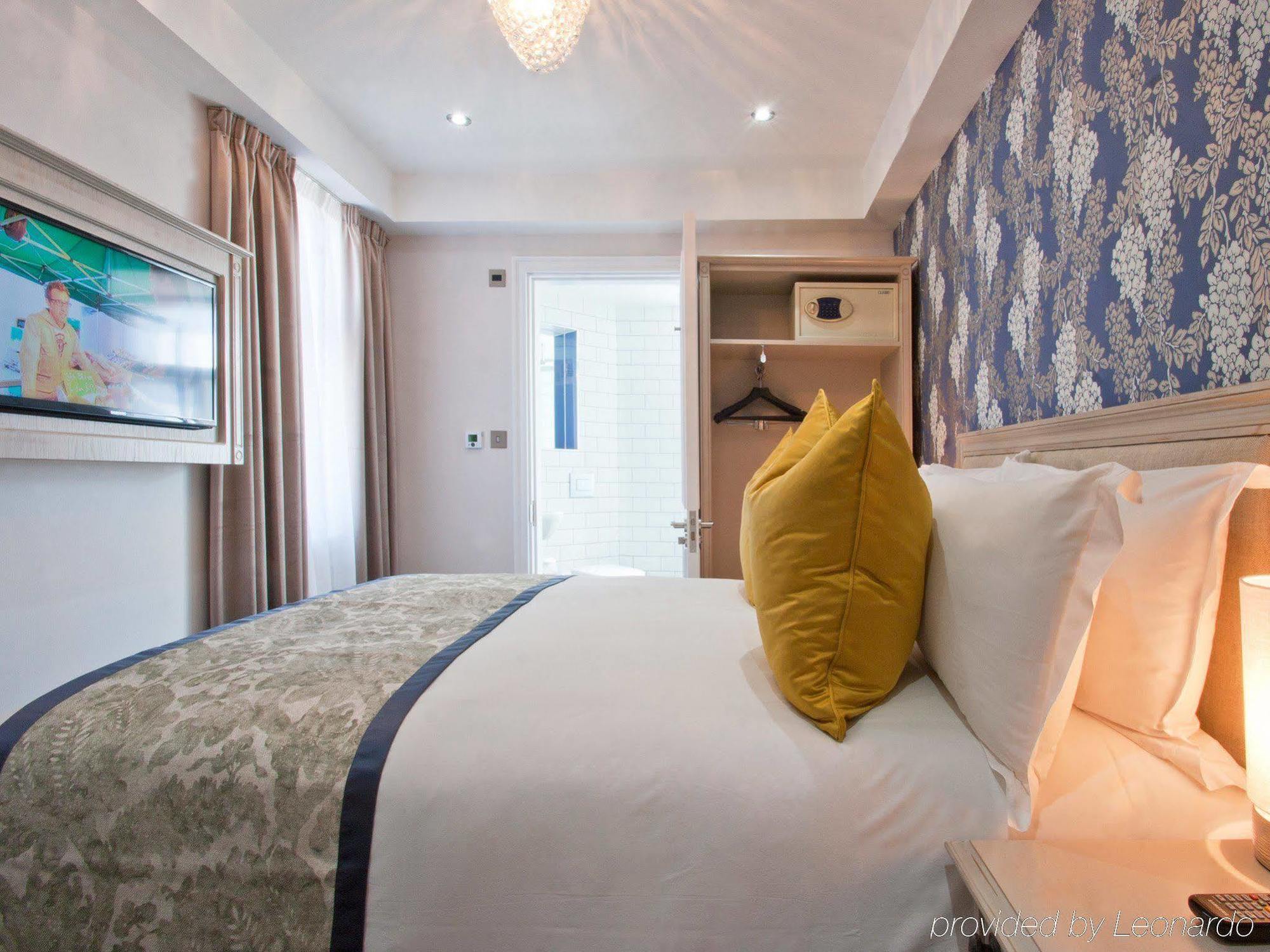 Hotel W12 London