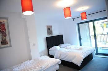 Canary Heights 3* Londen