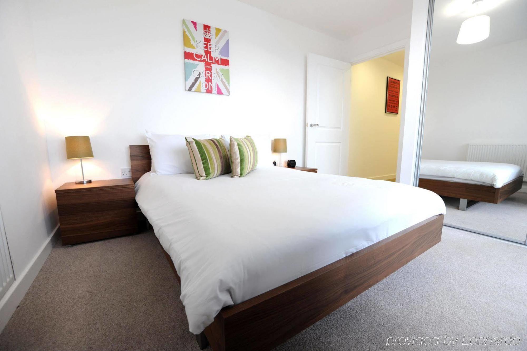 Apple Apartments Limehouse Basin London