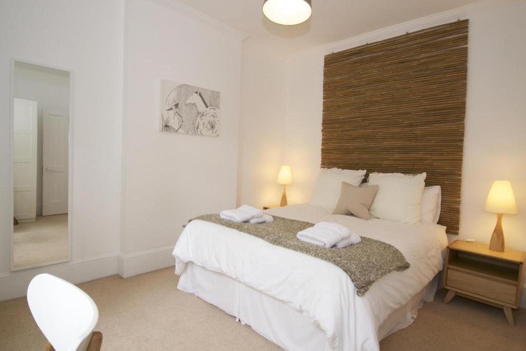 Acorn - Gower Street London