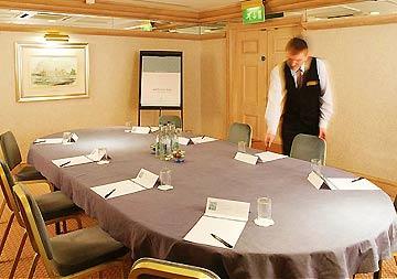 Hotel Thistle Kensington Park 4*