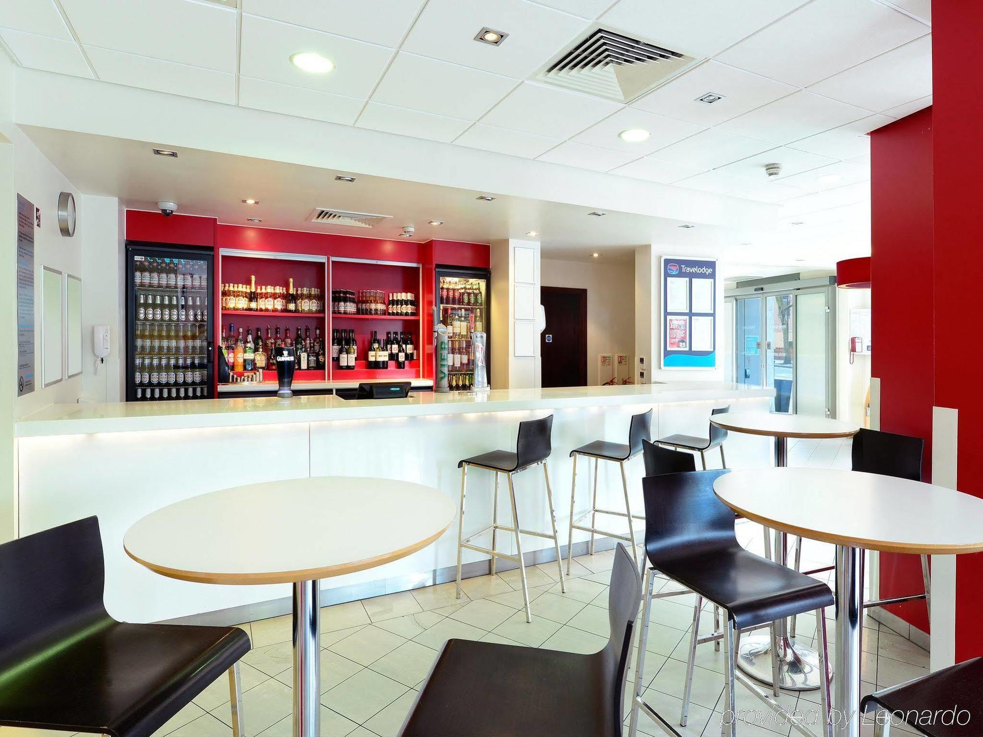 Travelodge Waterloo 3* London