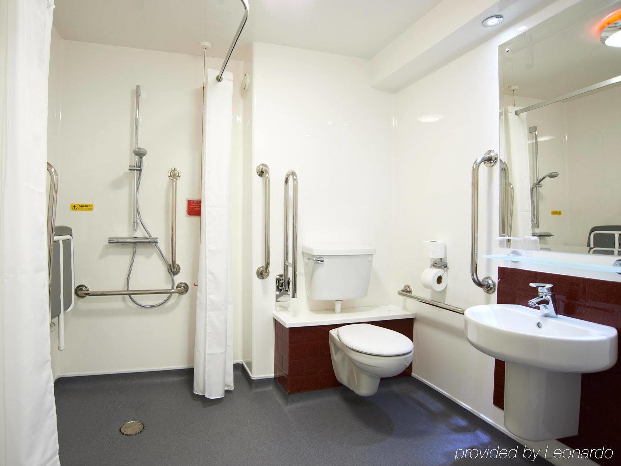 Travelodge Bethnal 3*