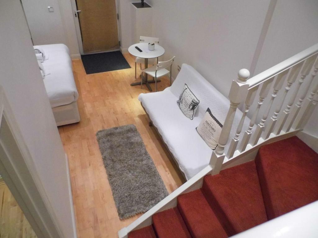 Albert Bridge Apartment London