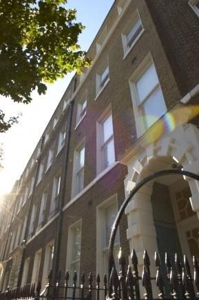Blueprint Living - Doughty Street Apartment
