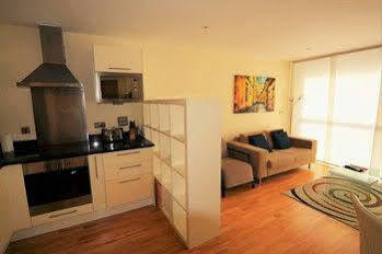 Hotel Zen - Canary Wharf London
