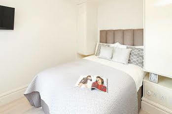 Stayo Exeter Street 3* London
