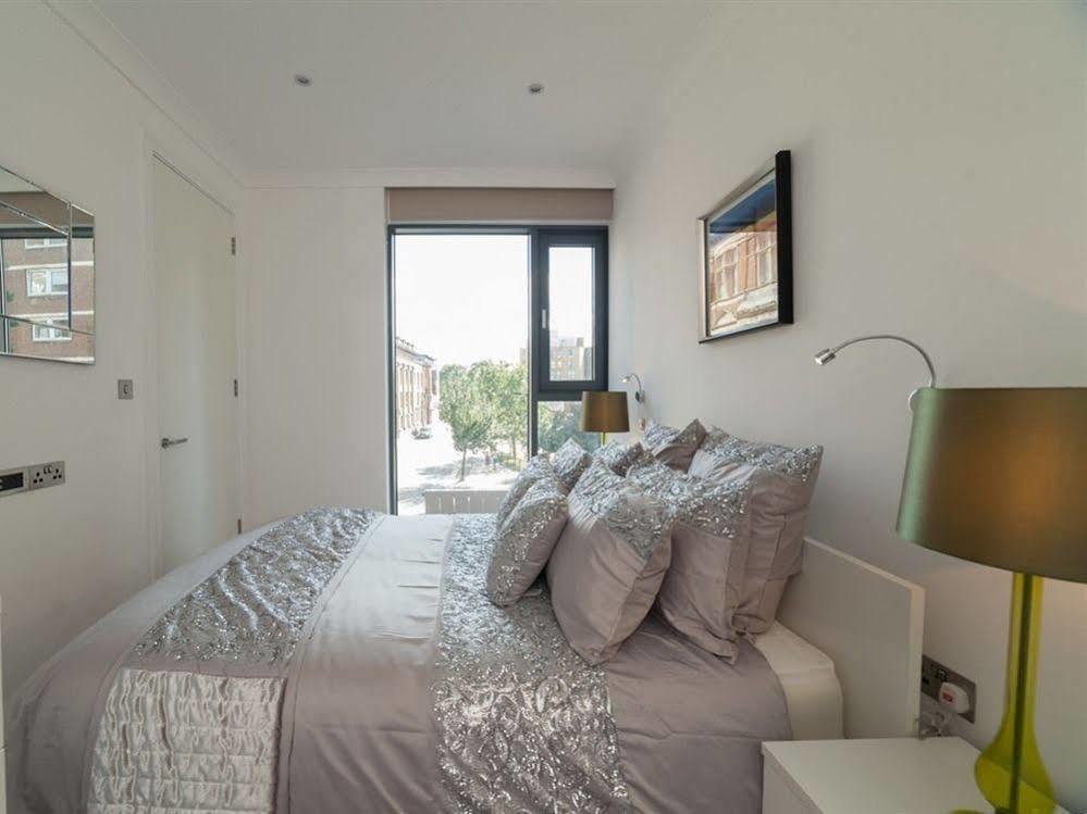 Deluxe Bridge Apartment London
