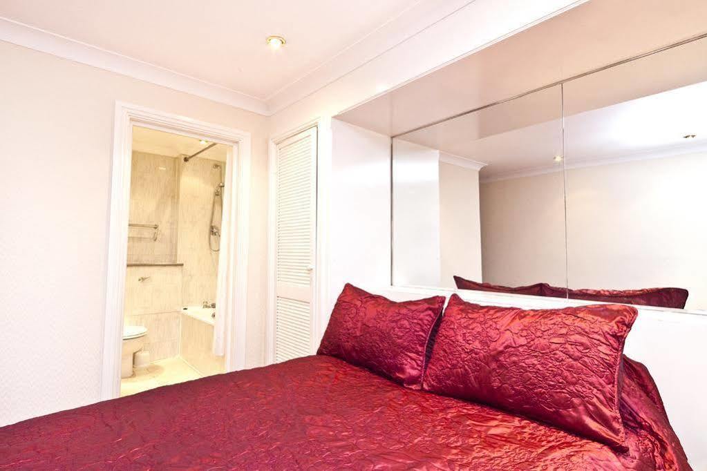 Apartment Sapphire London