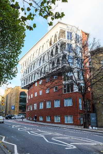 Access Paddington Apartment London
