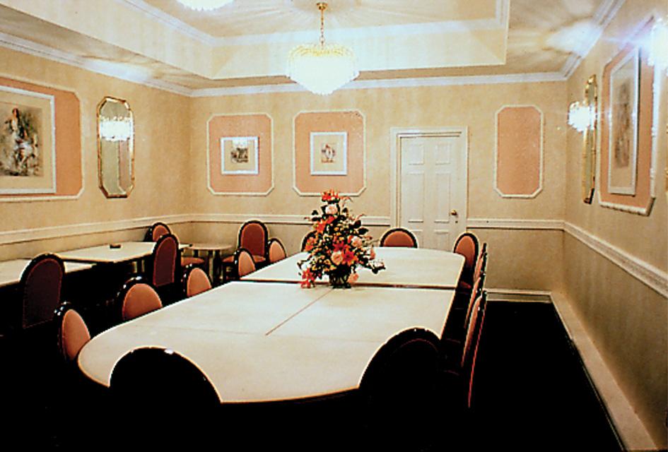 John Howard Hotel