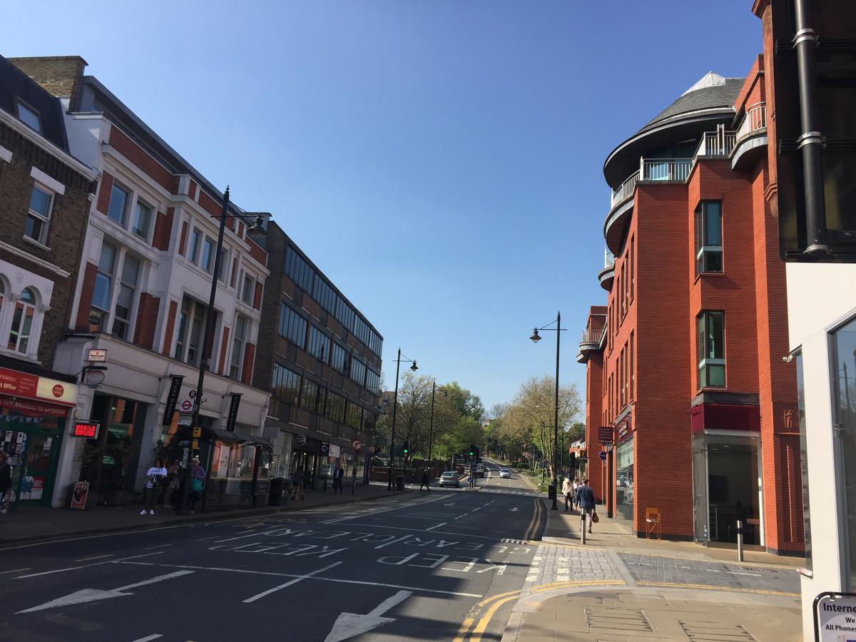 Amity * London