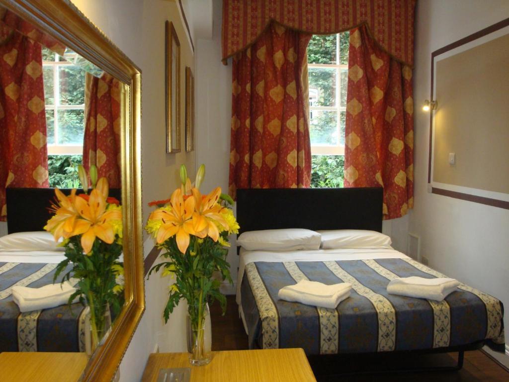 Gasthuis Holland Court 3*