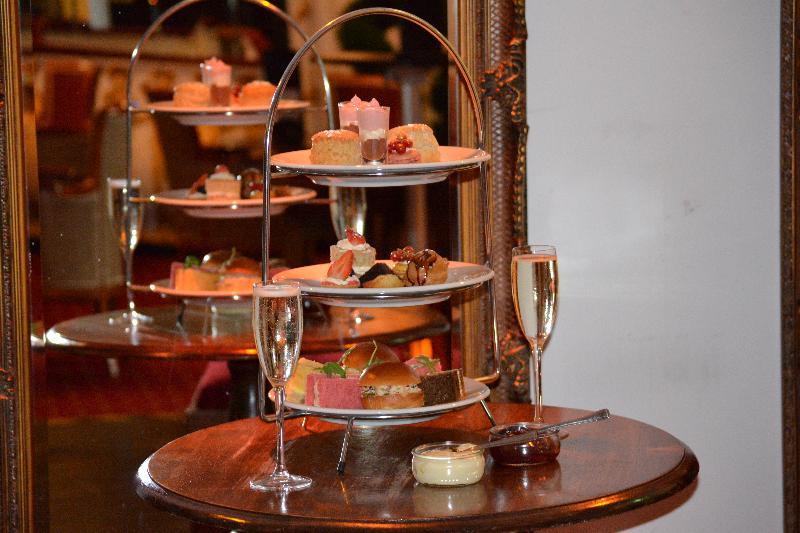 Grand Royale Hyde Park Hotel
