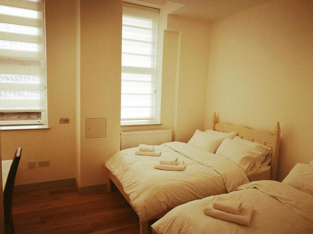 Forest House 3* London
