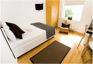 Aparthotel Hyde Park Executive 4*