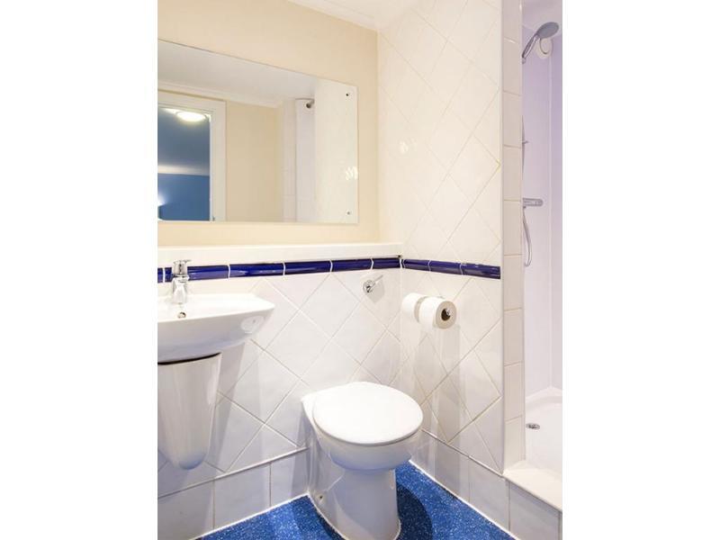 Hotel Travelodge Chigwell 3*