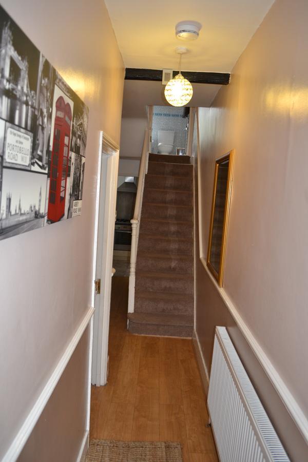 2 Bedroom House -ealing Feriehus London