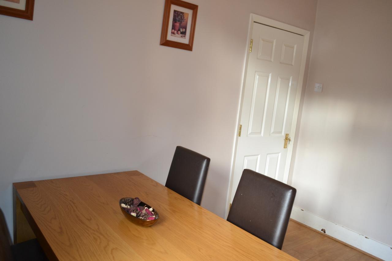Feriehus 2 Bedroom House -ealing London